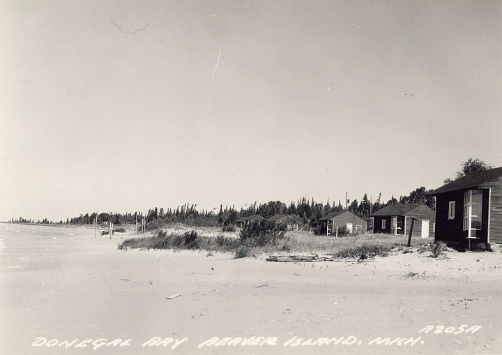 11allens_cabins_at_donegal_bay