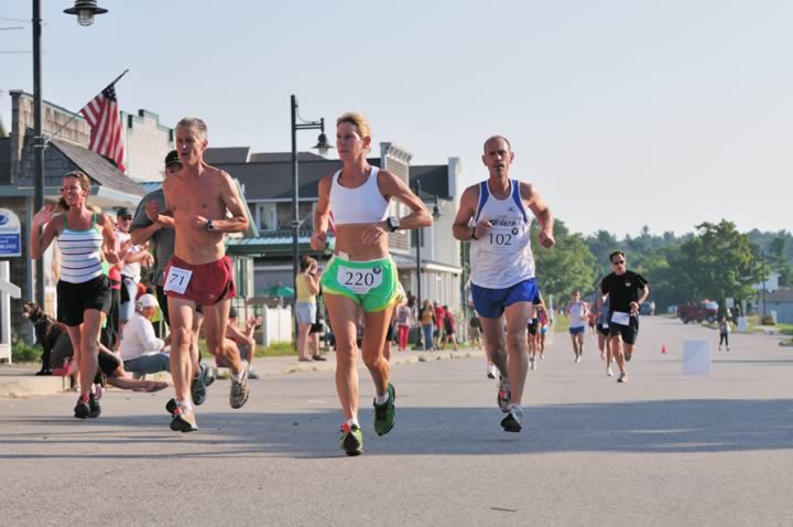 Beaver-Beacon-News-Beaver-Island-Marathon-JJC_5302