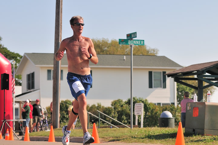 Beaver-Beacon-News-Beaver-Island-Marathon-JJC_5752