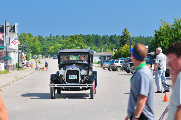 Beaver-Beacon-News-Beaver-Island-Marathon-JJC_6411